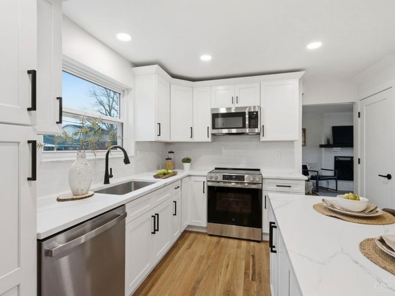 1676 Laval Drive, Anderson Twp, OH 45255 Photo 16