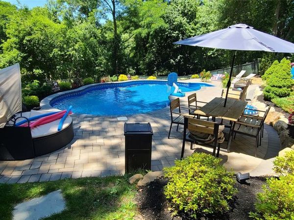 270 Cottage Road, Valley Cottage, NY 10989