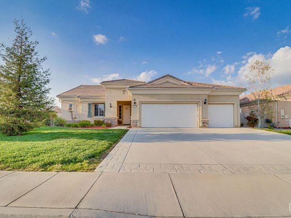 13500 Alabaster Court, Bakersfield, CA 93306