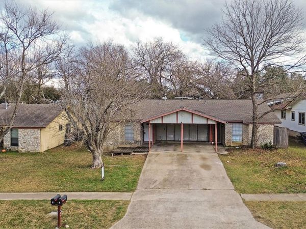 6305 Emerald Forest DR, Austin, TX 78745