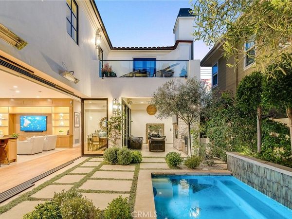 526 Riverside Avenue, Newport Beach, CA 92663