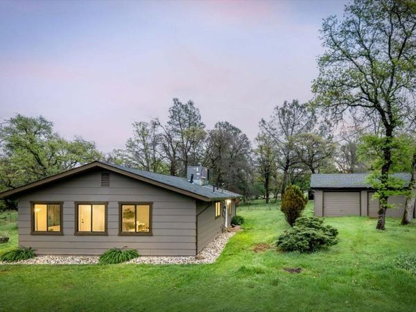 11365 Shadow Ln, Browns Valley, CA 95918