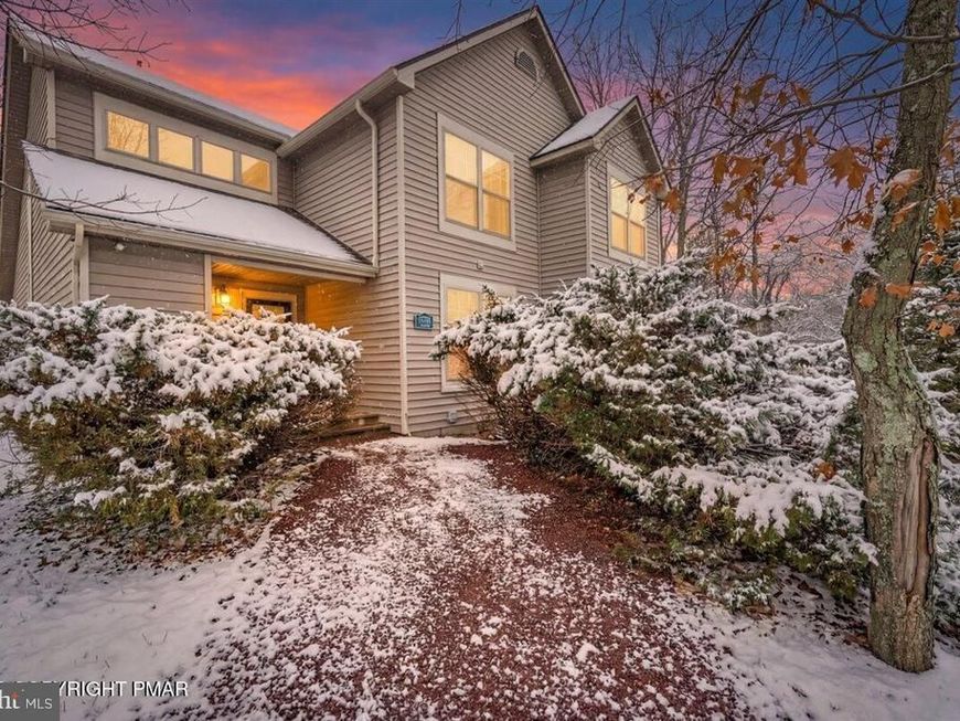 183 Hawthorne Court , Tannersville, PA 18372 Main Photo