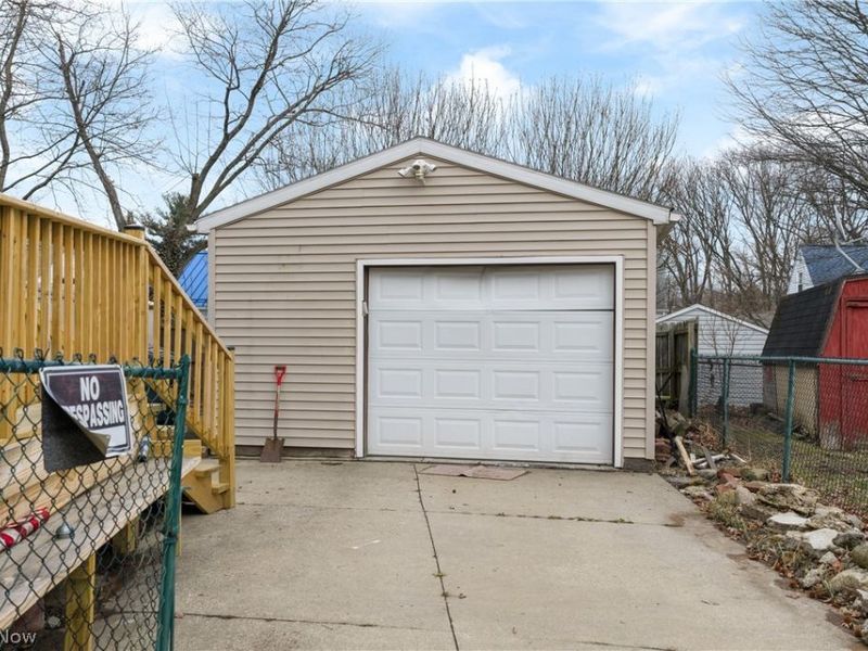 1167 Hilltop Drive, Akron, OH 44310 Photo 29