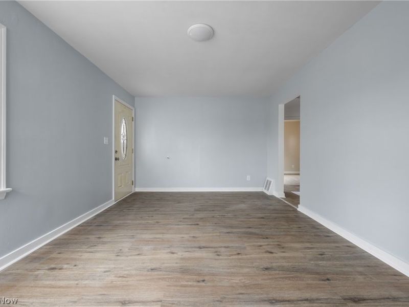 1167 Hilltop Drive, Akron, OH 44310 Photo 5