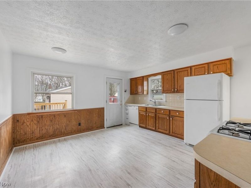 1167 Hilltop Drive, Akron, OH 44310 Photo 6