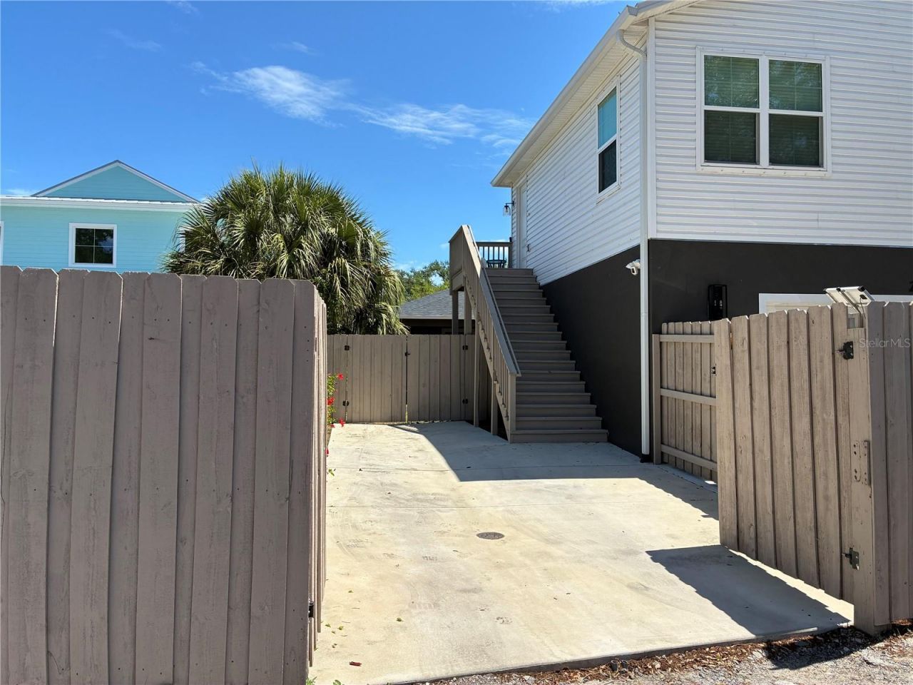 2651 1/2 Bayside Drive S, Saint Petersburg, FL 33705 Photo