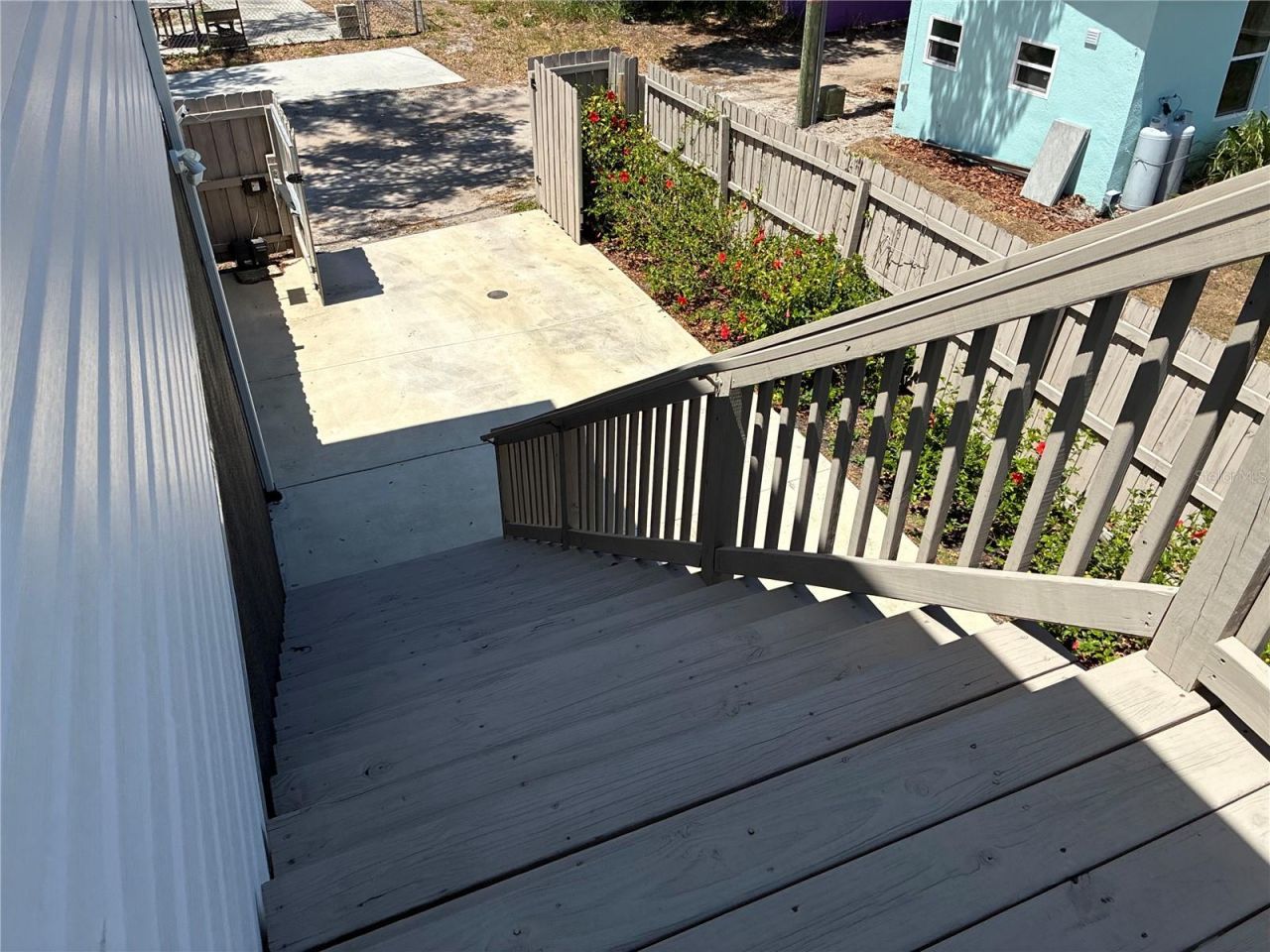 2651 1/2 Bayside Drive S, Saint Petersburg, FL 33705 Photo