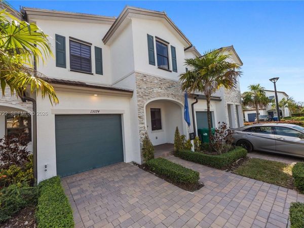 13074 SW 233rd Ter, Homestead, FL 33032