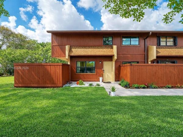 6639 SW 116th Pl, Unit A-1, Miami, FL 33173