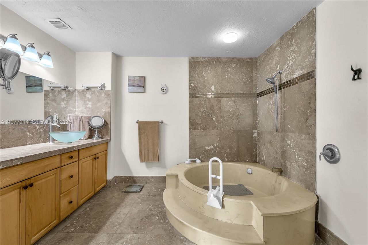 6639 SW 116th Pl, Unit A-1, Miami, FL 33173 Photo