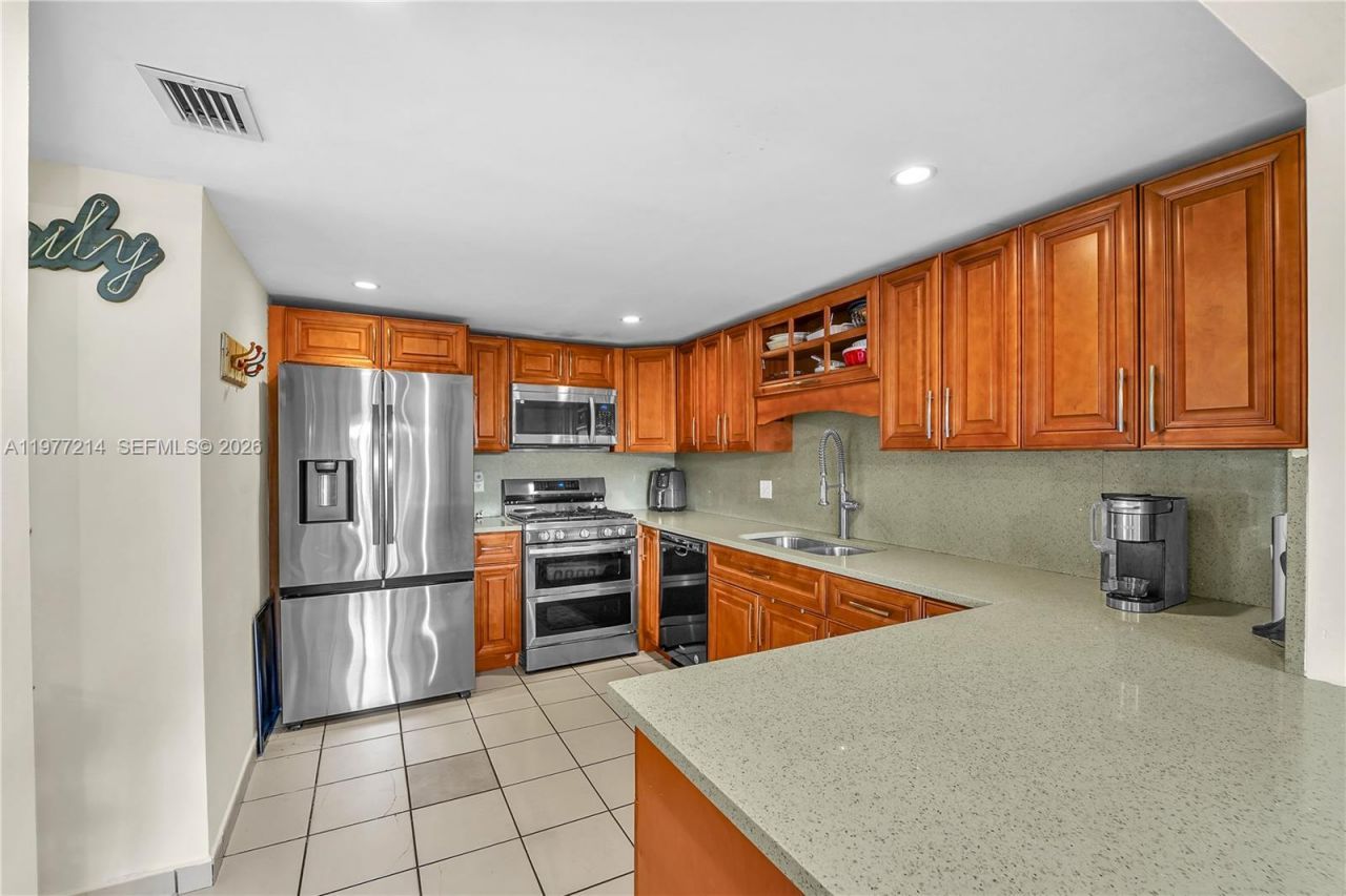 6639 SW 116th Pl, Unit A-1, Miami, FL 33173 Photo