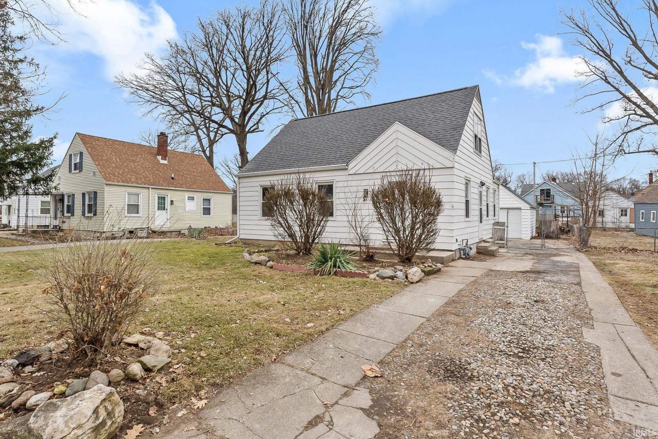 1510 Waldron Circle, Fort Wayne, IN 46807 Main Photo