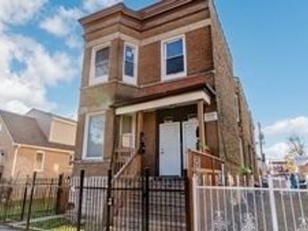 822 N Lawndale Avenue , Chicago, IL 60651