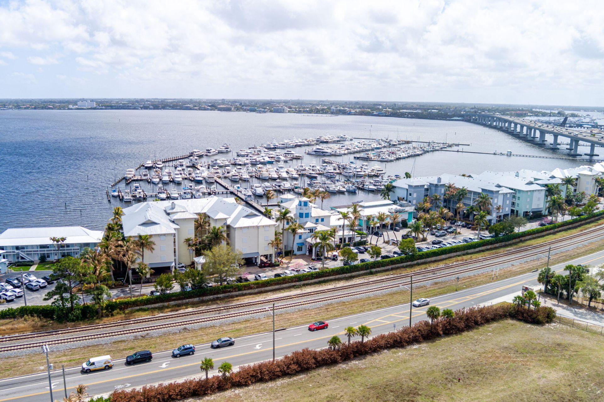 975 NW Flagler Avenue, Unit 302, Stuart, FL 34994 Photo