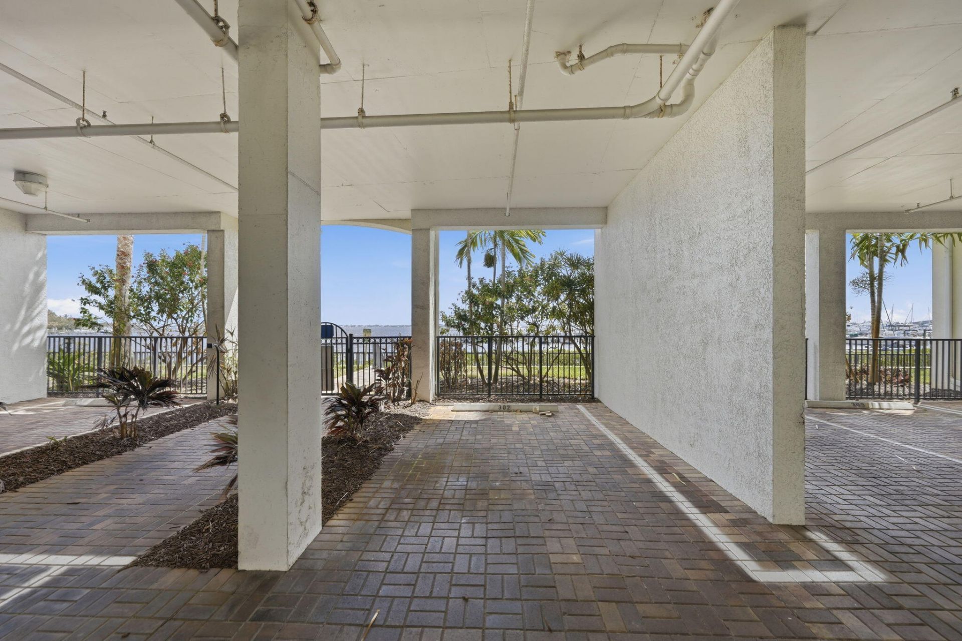 975 NW Flagler Avenue, Unit 302, Stuart, FL 34994 Photo