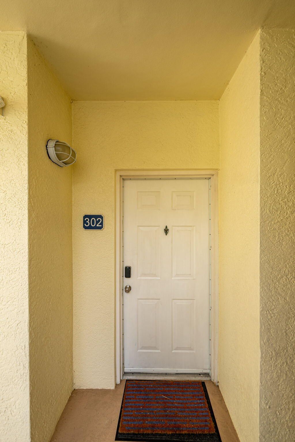 975 NW Flagler Avenue, Unit 302, Stuart, FL 34994 Photo
