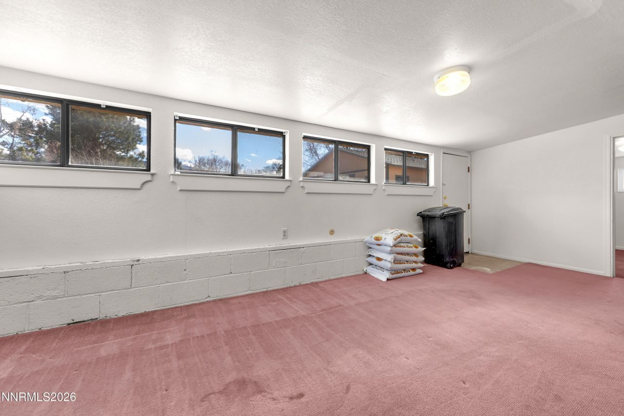 15470 Kivett Lane, Reno, NV 89521 Photo