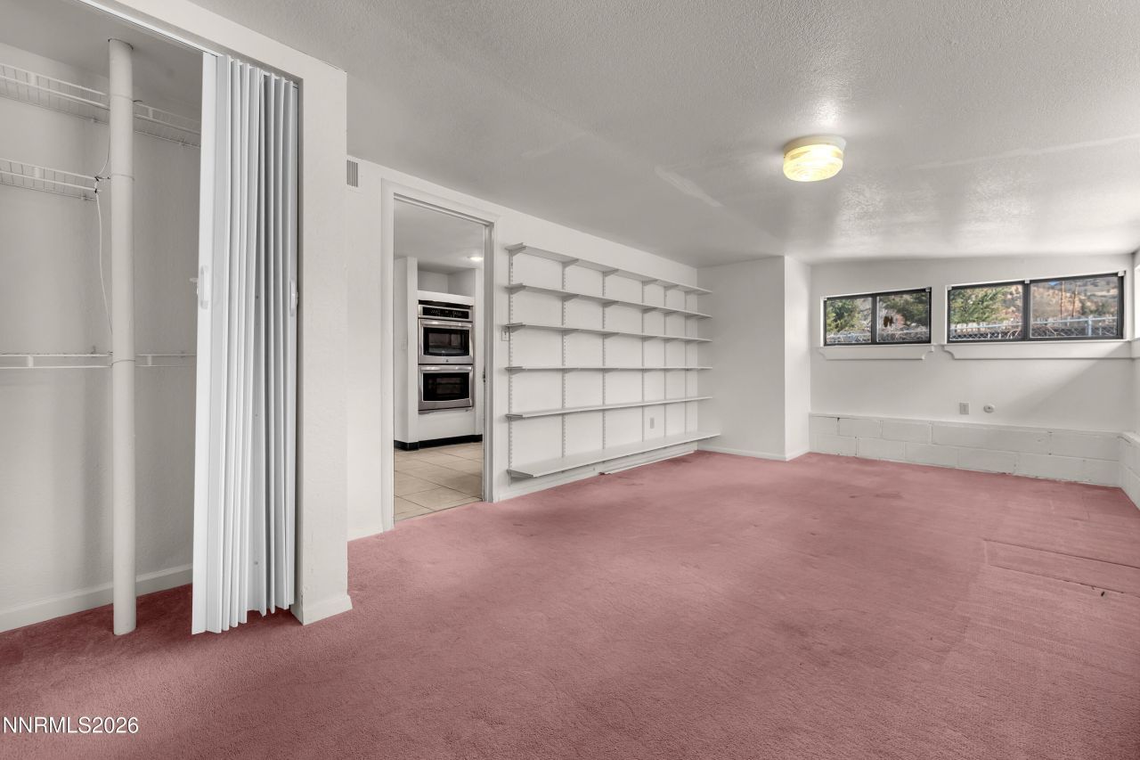 15470 Kivett Lane, Reno, NV 89521 Photo