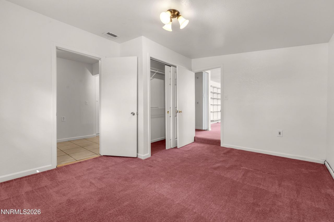 15470 Kivett Lane, Reno, NV 89521 Photo