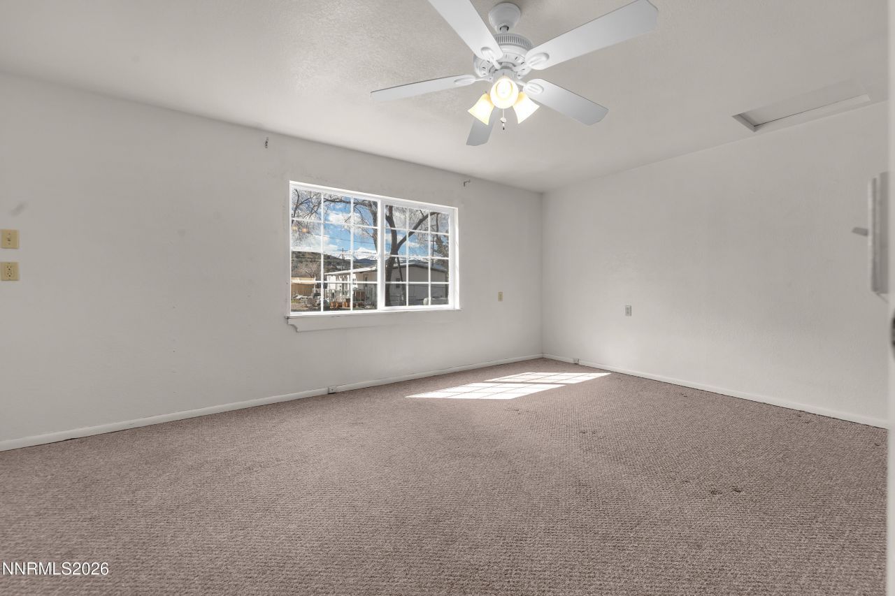 15470 Kivett Lane, Reno, NV 89521 Photo