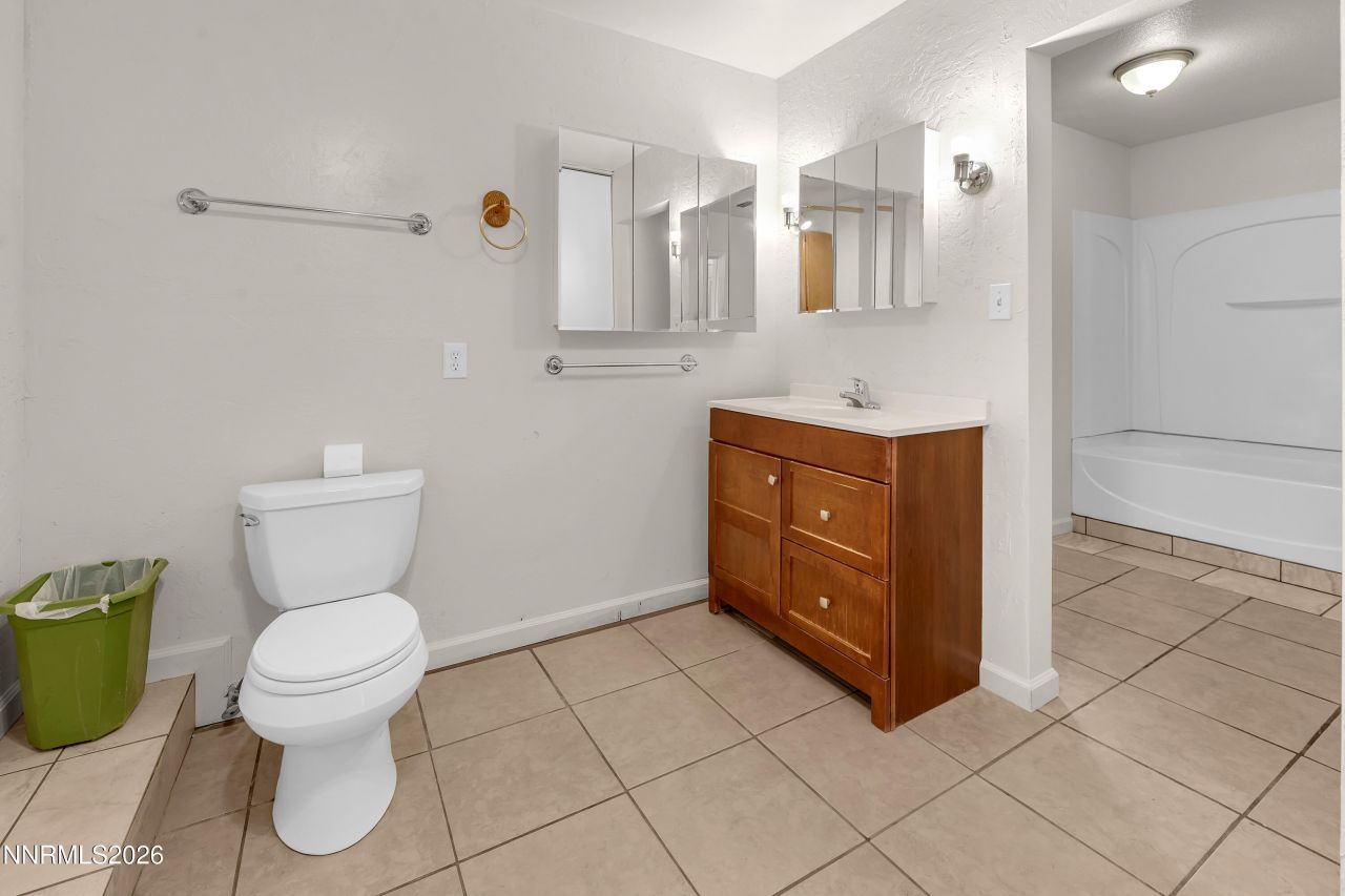 15470 Kivett Lane, Reno, NV 89521 Photo