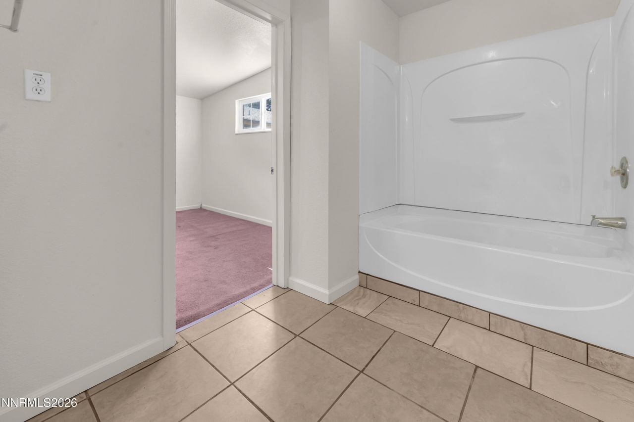 15470 Kivett Lane, Reno, NV 89521 Photo