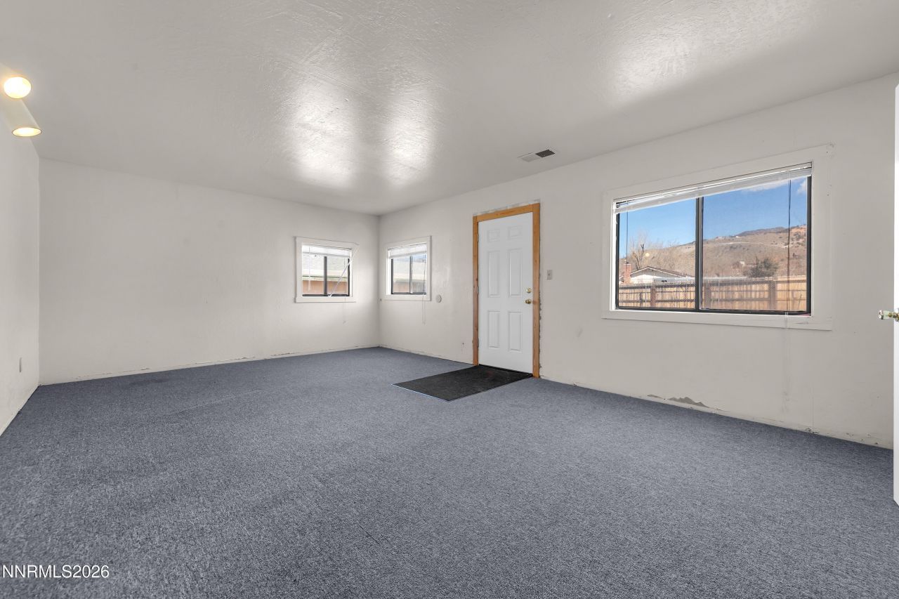 15470 Kivett Lane, Reno, NV 89521 Photo
