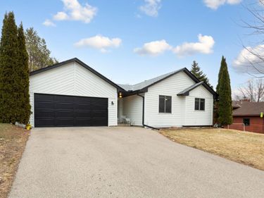 7937 Grinnell Way, Lakeville, MN 55044