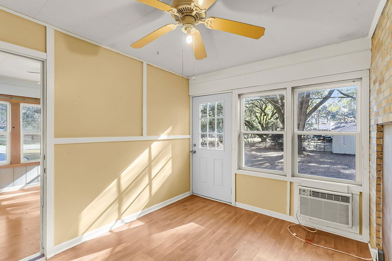 6342 Meggett Quail Road Photo 17