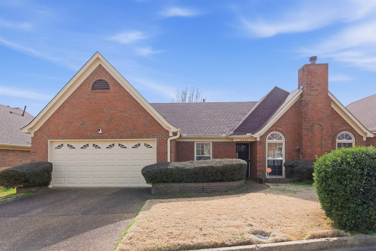 6803 Devenshire Ln, Memphis, TN 38141 Main Photo