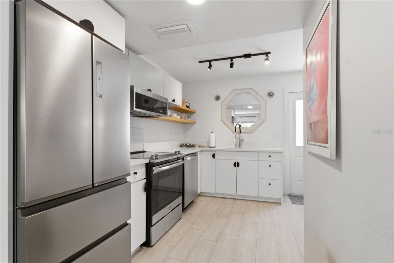 6990 Grevilla Avenue S, South Pasadena, FL 33707 Photo