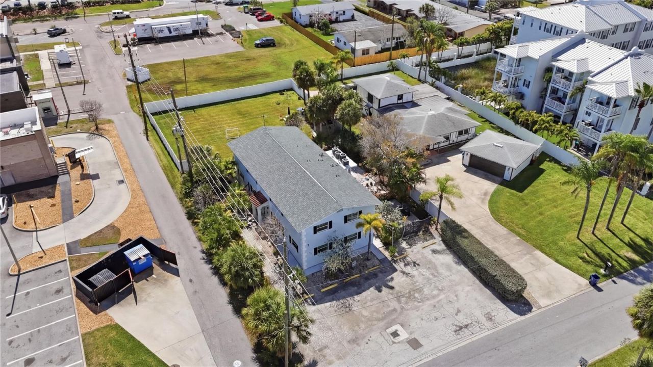 6990 Grevilla Avenue S, South Pasadena, FL 33707 Photo