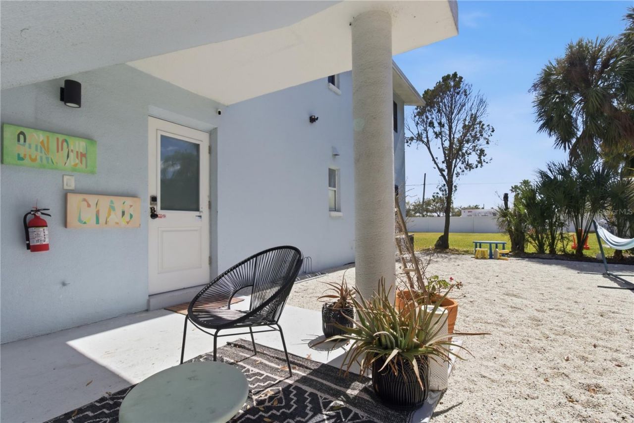 6990 Grevilla Avenue S, South Pasadena, FL 33707 Photo