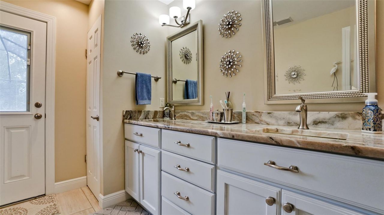 7211 25th Drive W, Bradenton, FL 34209 Photo