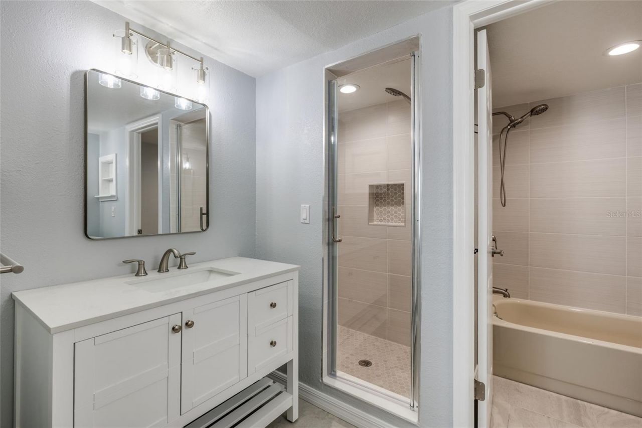 2480 Pelican Court, Unit 103R, Clearwater, FL 33762 Photo