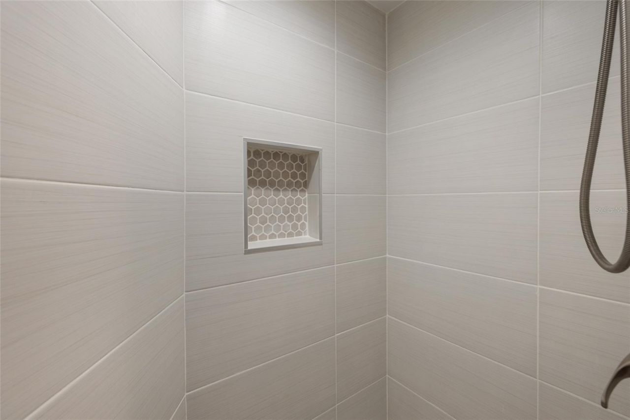 2480 Pelican Court, Unit 103R, Clearwater, FL 33762 Photo