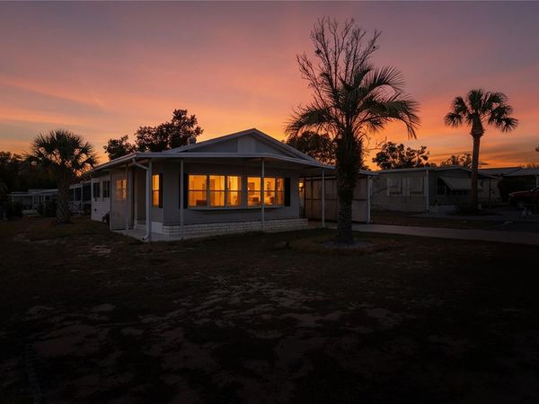 15071 RIALTO AVENUE , BROOKSVILLE, FL 34613