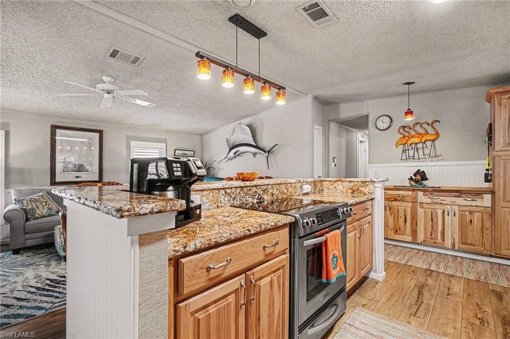 3094 Harpoon Ln , Saint James City, FL 33956 Photo