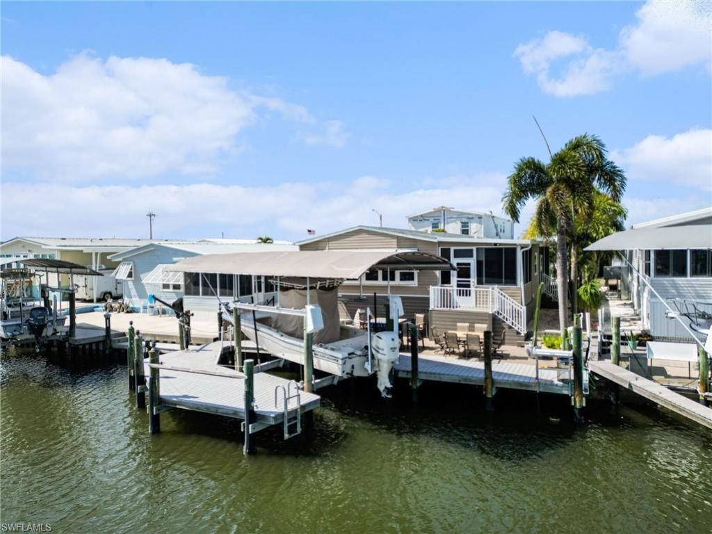 3094 Harpoon Ln , Saint James City, FL 33956 Photo