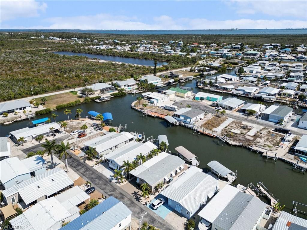 3094 Harpoon Ln , Saint James City, FL 33956 Photo