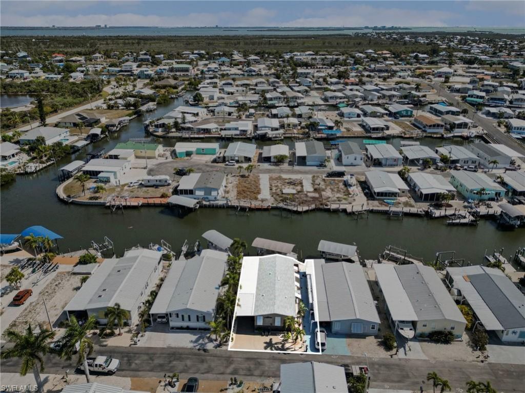 3094 Harpoon Ln , Saint James City, FL 33956 Photo