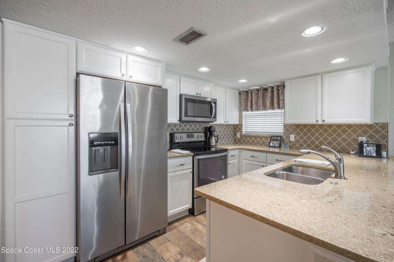 4800 Ocean Beach Blvd, Unit 215, Cocoa Beach, FL 32931 Photo