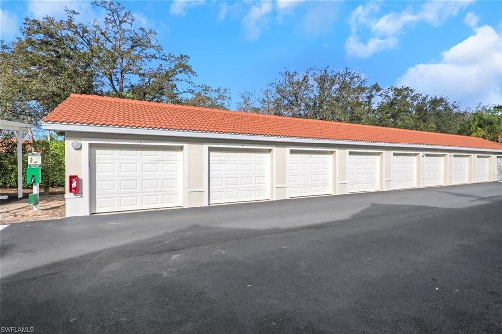 4610 Saint Croix Ln, Unit 1031, Naples, FL 34109 Photo