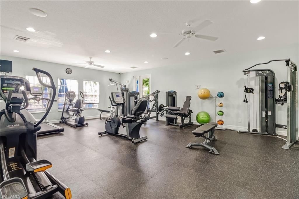 4610 Saint Croix Ln, Unit 1031, Naples, FL 34109 Photo
