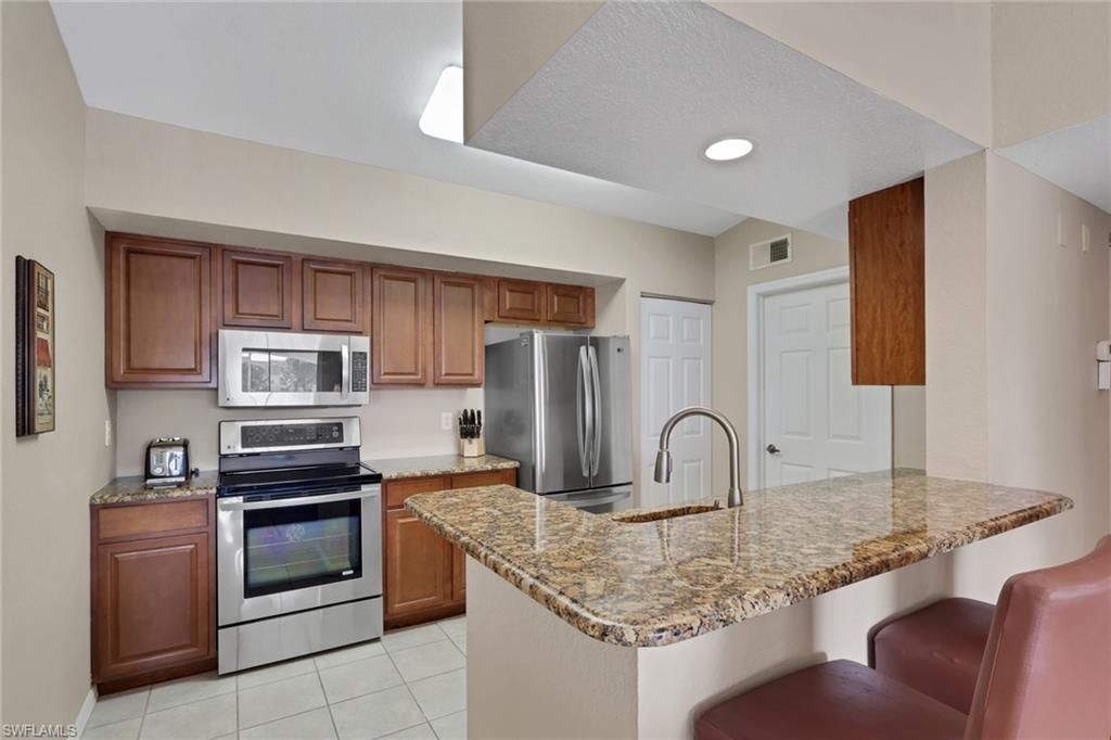 4610 Saint Croix Ln, Unit 1031, Naples, FL 34109 Photo