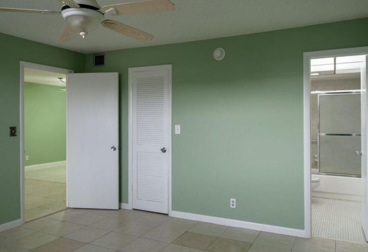 500 Executive Center Drive, Unit 2h, West Palm Beach, FL 33401 Photo