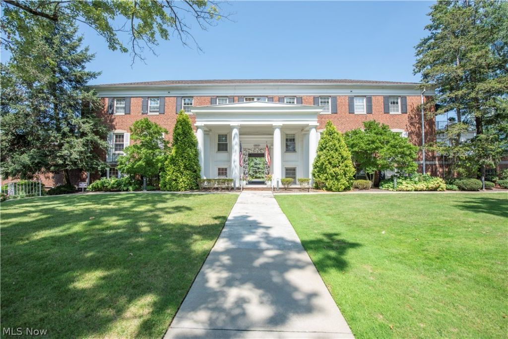 19901 Van Aken Boulevard, Unit 205, Shaker Heights, OH 44122 Main Photo