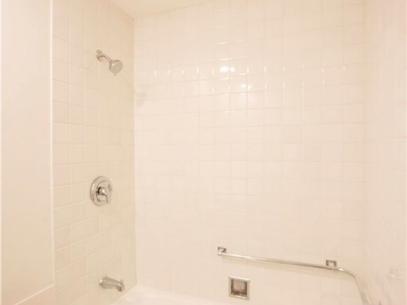 19901 Van Aken Boulevard, Unit 205, Shaker Heights, OH 44122 Photo 17