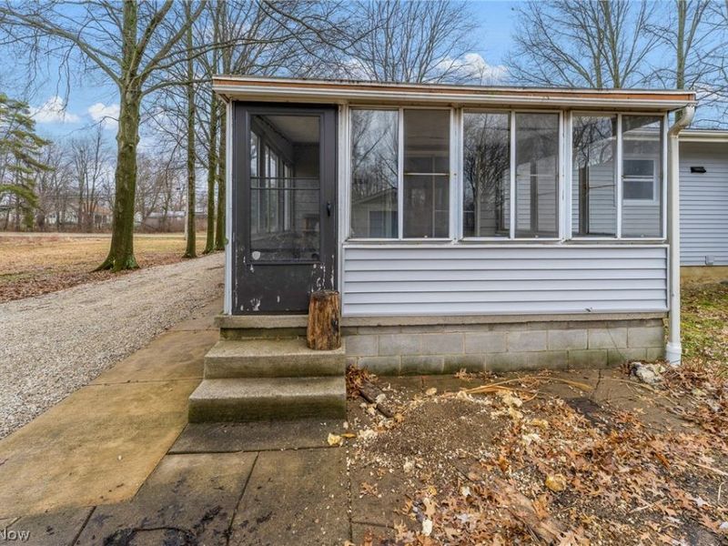 944 McDonald Avenue, Mc Donald, OH 44437 Photo 24